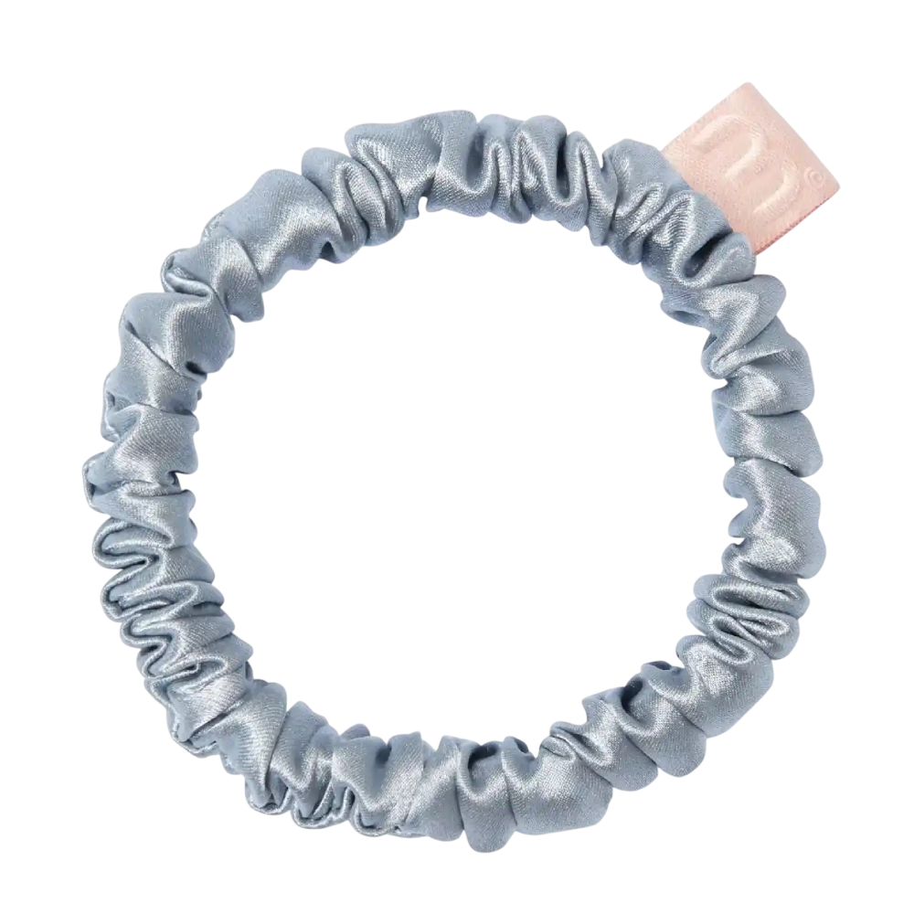MON MOU Silk Slim Scrunchie Gray Blue - Тонка шовкова резинка (сіро-блакитна)